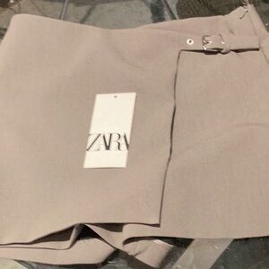 Zara Skort.